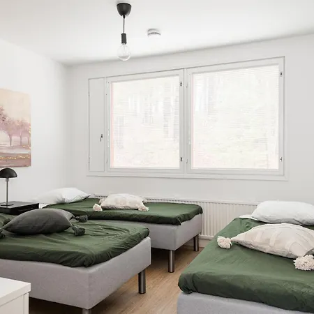 Apartment Kingwest - Free Parking, Sauna & 5 Bedrooms *